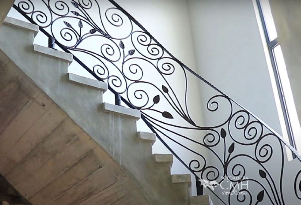 Spiral rail design and installation