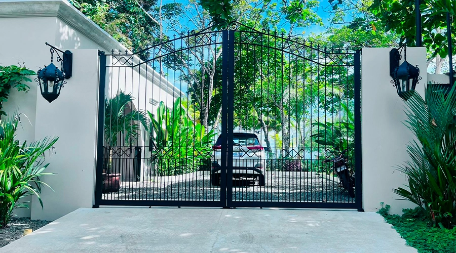 Puertas en hierro forjado - Costa Rica